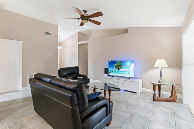 1564 CYPRESS WOODS CIRCLE, St Cloud, FL 34772