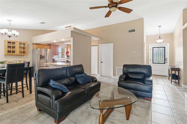 1564 CYPRESS WOODS CIRCLE, St Cloud, FL 34772