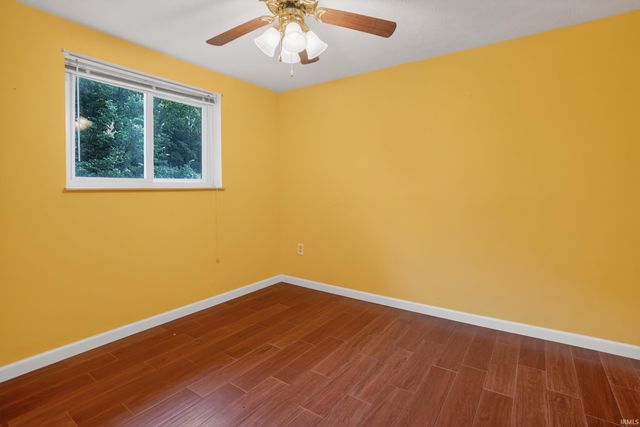 1120 N Diamond Point Court, Monticello, IN 47960