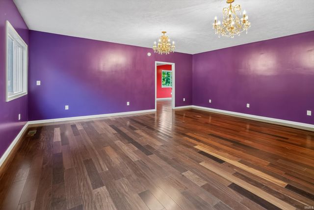 1120 N Diamond Point Court, Monticello, IN 47960