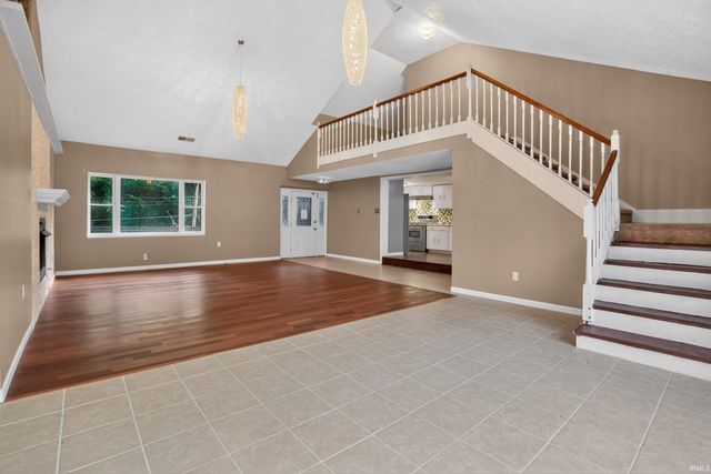 1120 N Diamond Point Court, Monticello, IN 47960