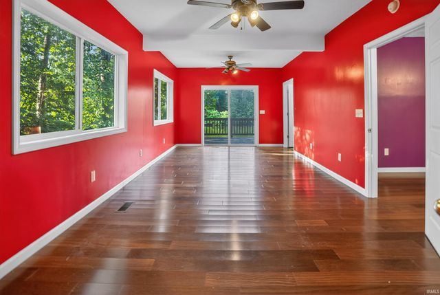1120 N Diamond Point Court, Monticello, IN 47960