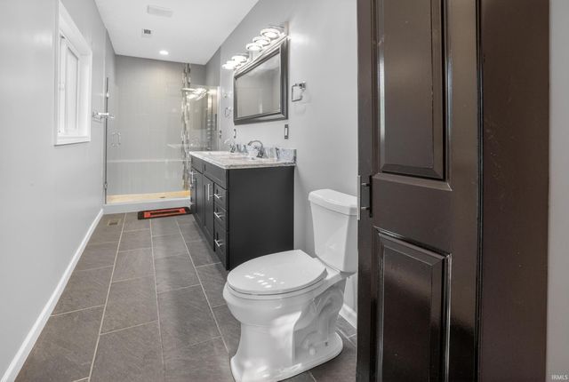 1120 N Diamond Point Court, Monticello, IN 47960