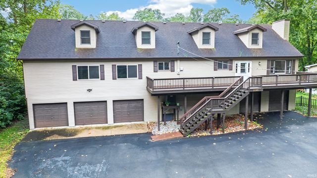 1120 N Diamond Point Court, Monticello, IN 47960