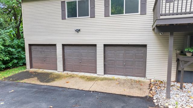 1120 N Diamond Point Court, Monticello, IN 47960