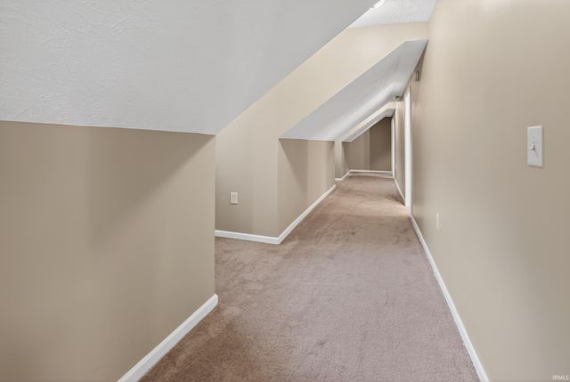 1120 N Diamond Point Court, Monticello, IN 47960