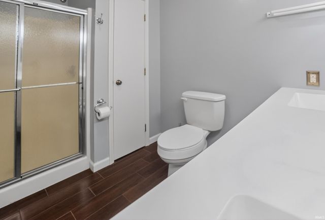 1120 N Diamond Point Court, Monticello, IN 47960