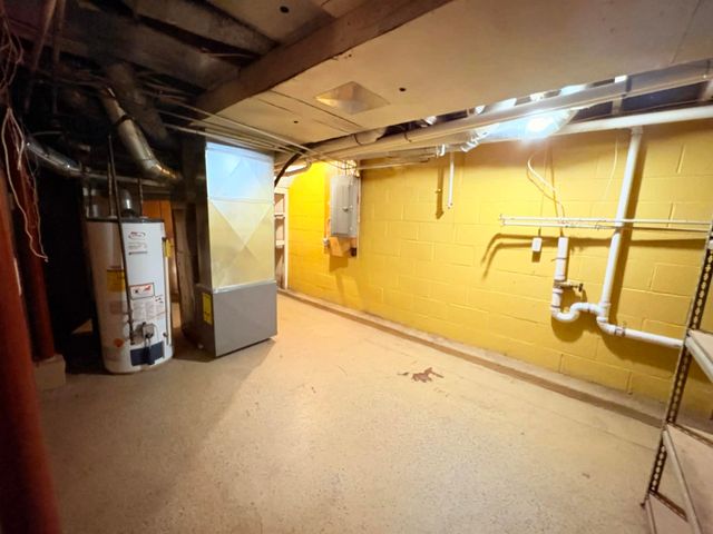 1437 Vine Street, Waterloo, IA 50703