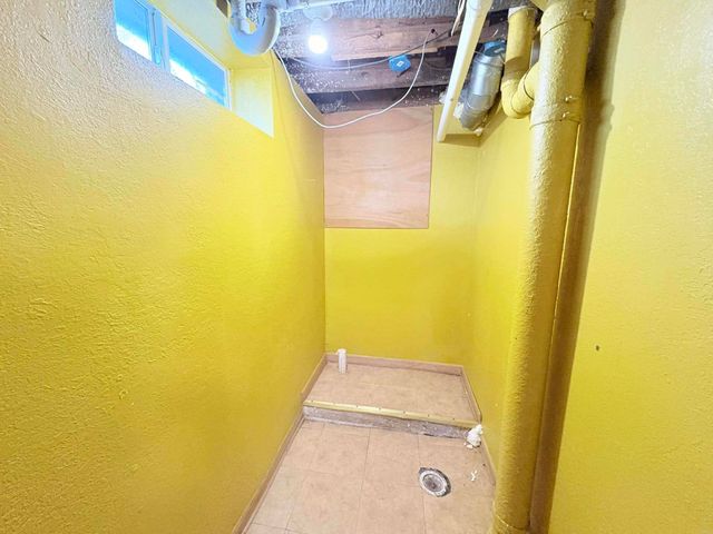 1437 Vine Street, Waterloo, IA 50703