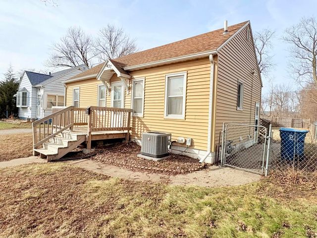 1437 Vine Street, Waterloo, IA 50703