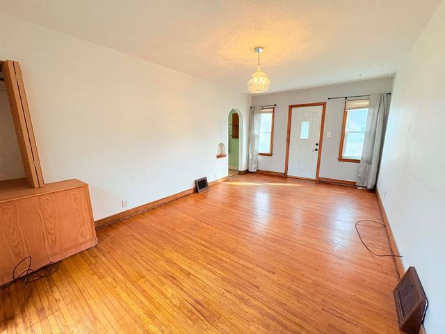 1437 Vine Street, Waterloo, IA 50703