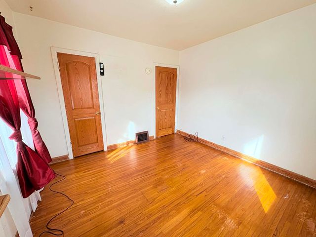 1437 Vine Street, Waterloo, IA 50703