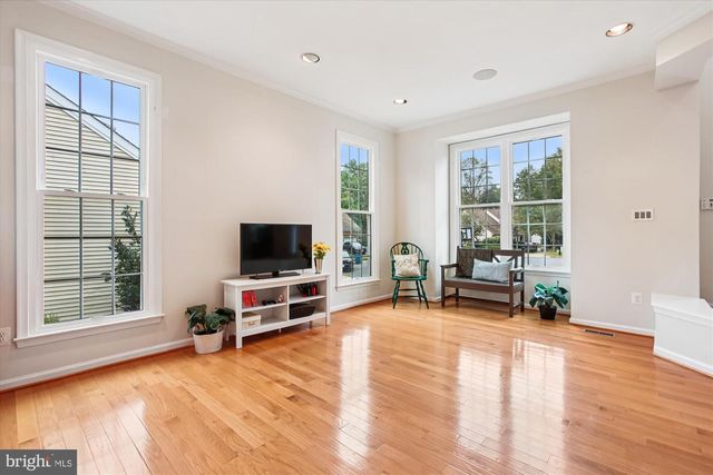 7406 ARUNDEL PL, Springfield, VA 22153