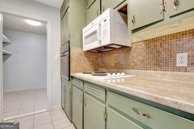 500 Circle Drive, Fayetteville, GA 30214