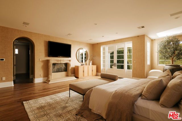 120 S Anita Avenue, Los Angeles, CA 90049