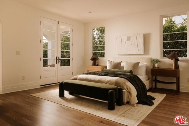 120 S Anita Avenue, Los Angeles, CA 90049
