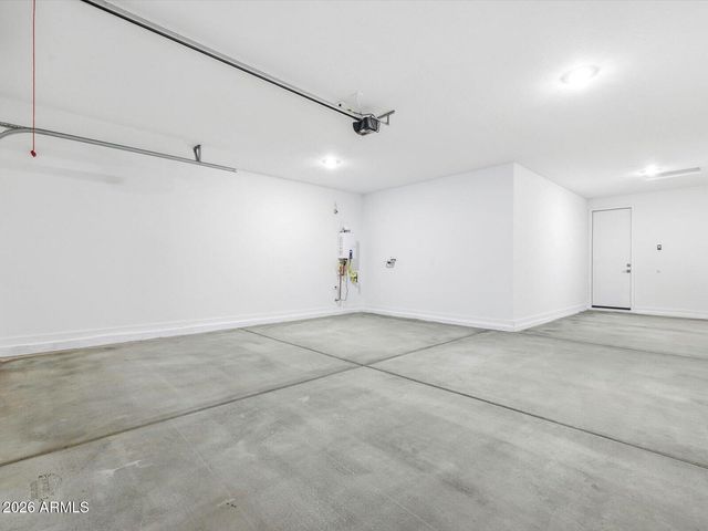 7766 W HAYWARD Avenue, Glendale, AZ 85303