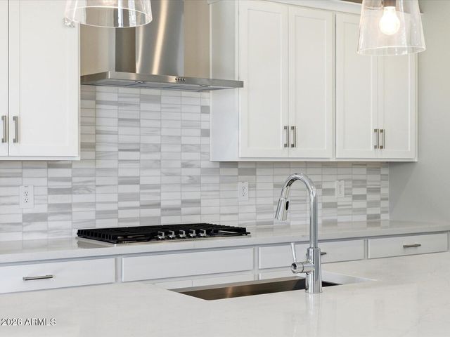 7766 W HAYWARD Avenue, Glendale, AZ 85303