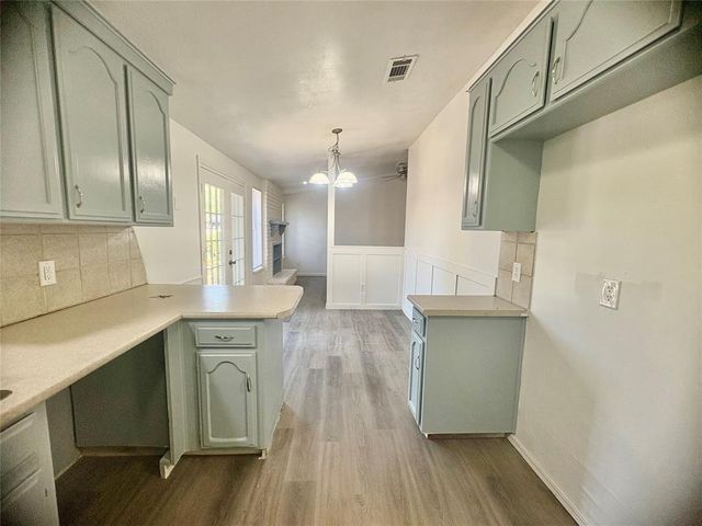 2049 Sierra, Norman, OK 73071