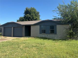2049 Sierra, Norman, OK 73071