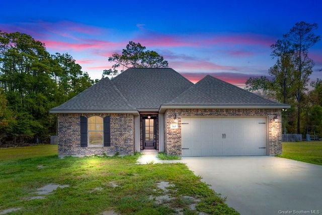 565 Sheila Drive, Sulphur, LA 70663