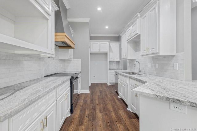 565 Sheila Drive, Sulphur, LA 70663