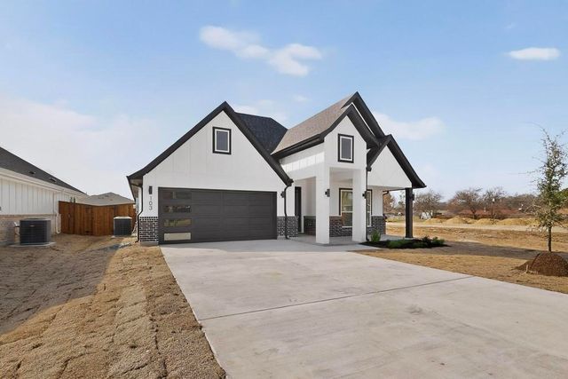 103 Boone Street, Edgewood, TX 75117