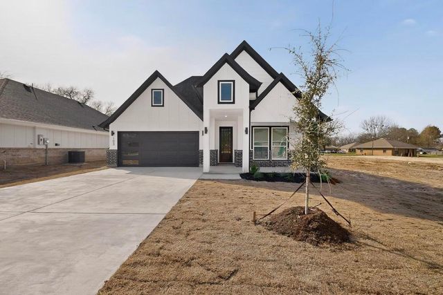 103 Boone Street, Edgewood, TX 75117