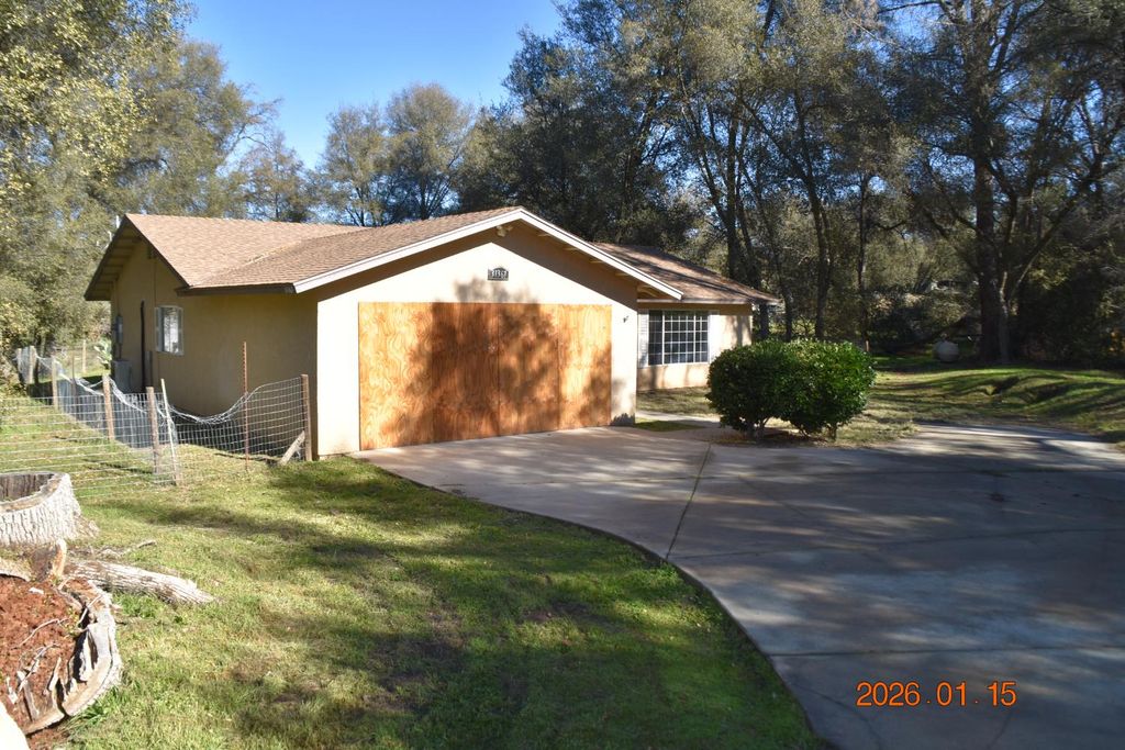 31367 Delaware Road, Coarsegold, CA 93614