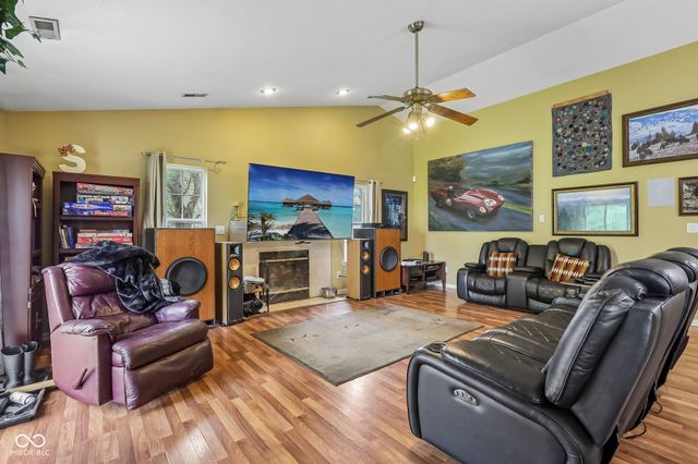 1719 Acorn Road, Franklin, IN 46131