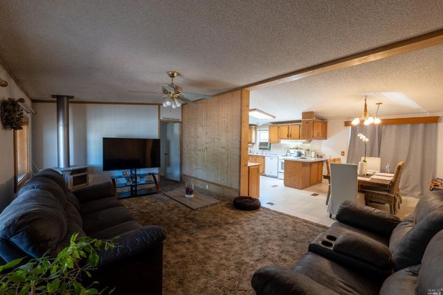 6750 Highway 20, Ukiah, CA 95482