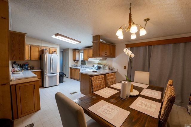 6750 Highway 20, Ukiah, CA 95482