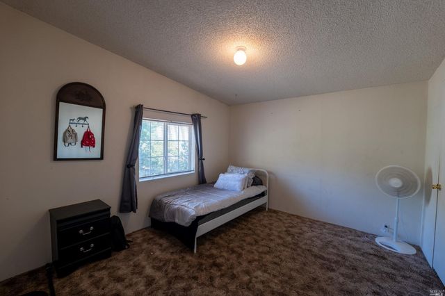 6750 Highway 20, Ukiah, CA 95482