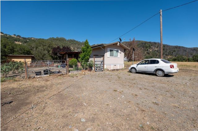 6750 Highway 20, Ukiah, CA 95482
