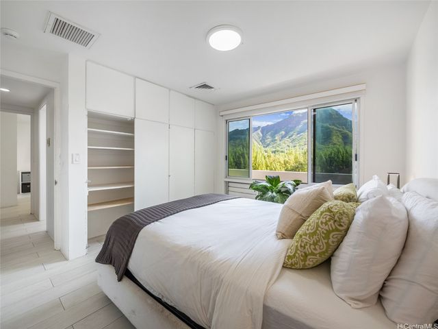 2969 Kalakaua Avenue 505, Honolulu, HI 96815