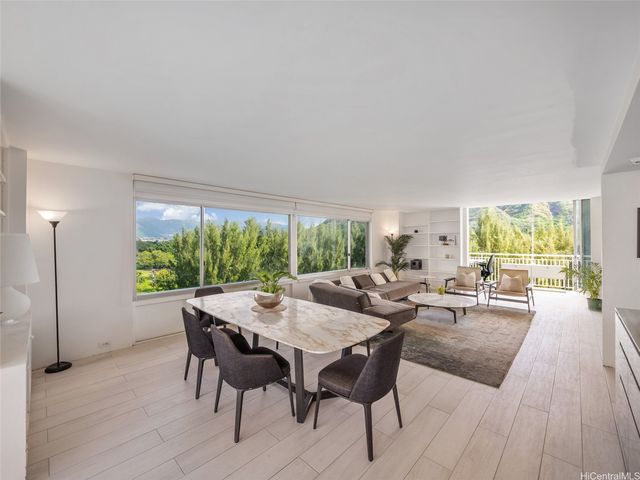 2969 Kalakaua Avenue 505, Honolulu, HI 96815