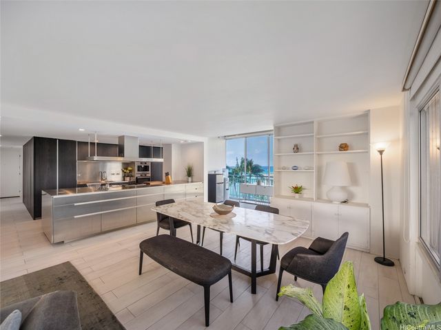 2969 Kalakaua Avenue 505, Honolulu, HI 96815