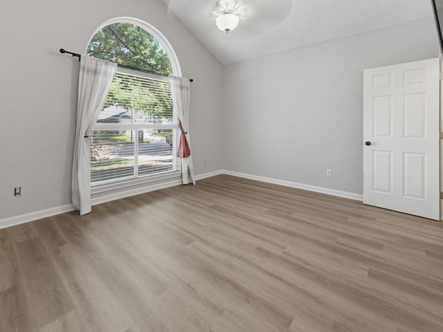 7512 Lake Arrowhead Drive, Fort Worth, TX 76137