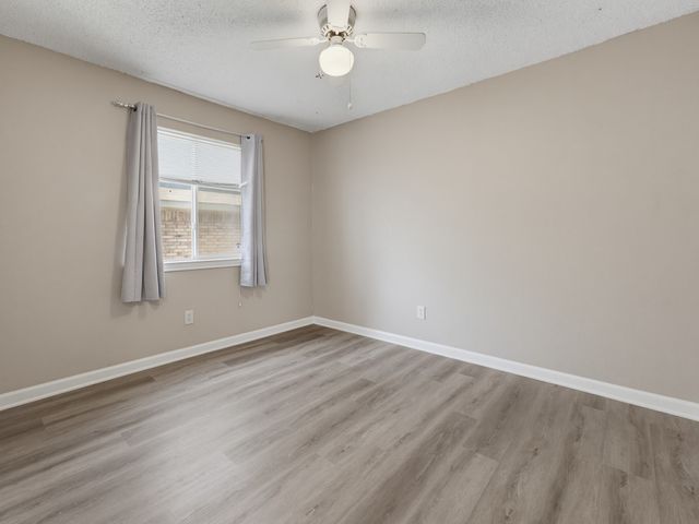 7512 Lake Arrowhead Drive, Fort Worth, TX 76137