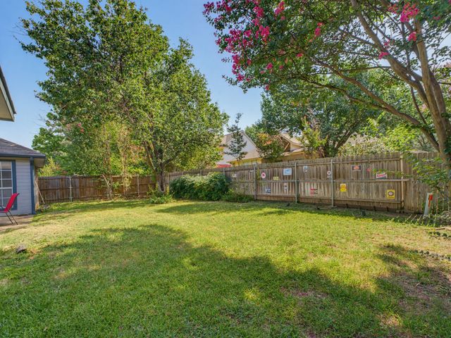 7512 Lake Arrowhead Drive, Fort Worth, TX 76137