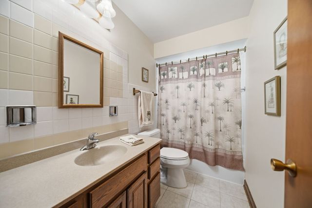 13119 Linder Avenue, Crestwood, IL 60418