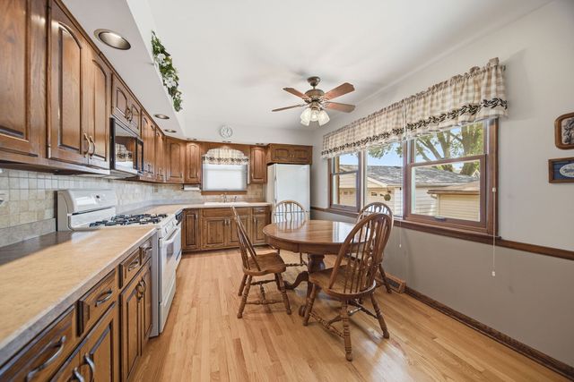 13119 Linder Avenue, Crestwood, IL 60418