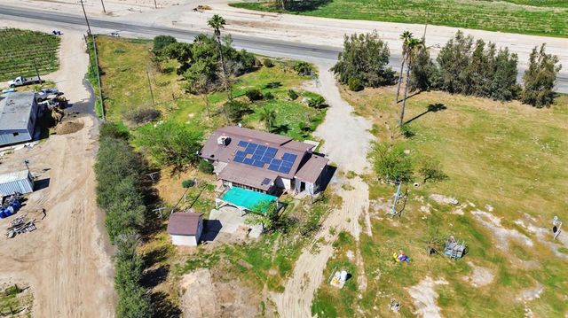 7990 S Mcmullin Grade, Fresno, CA 93706