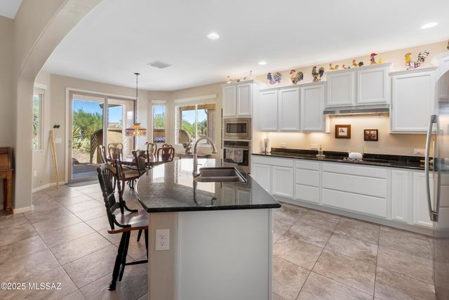 60998 E Angora Place, Oracle, AZ 85623