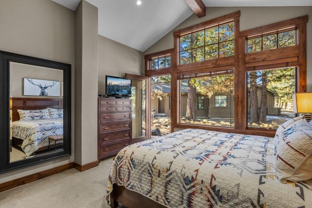 56504 Caldera Springs Court 30, Bend, OR 97707