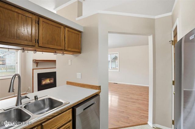 18660 Kings Point Circle, Eagle River, AK 99577