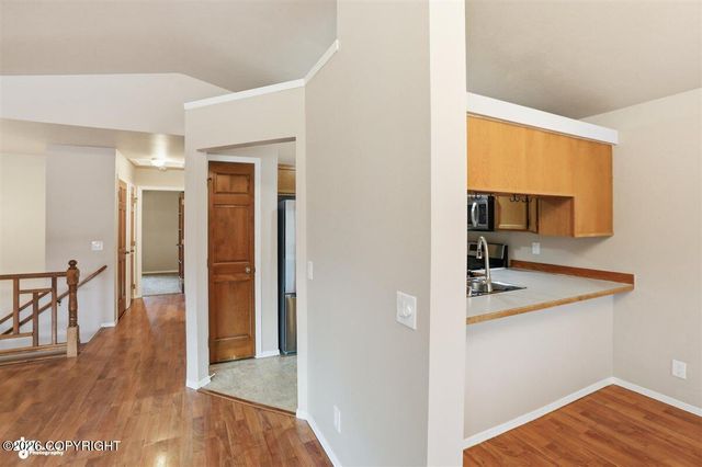 18660 Kings Point Circle, Eagle River, AK 99577