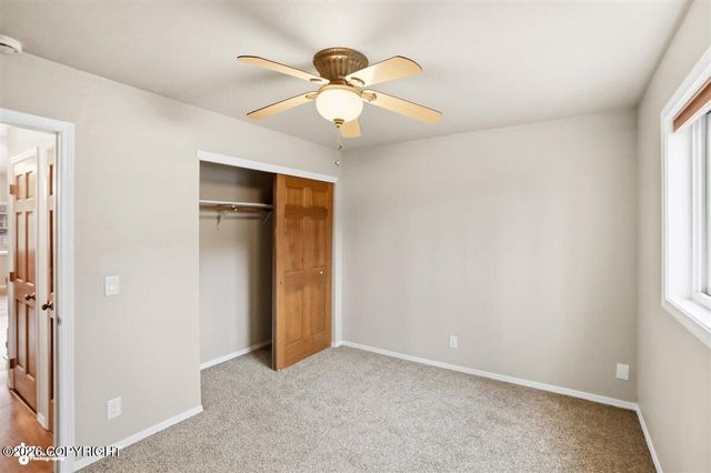 18660 Kings Point Circle, Eagle River, AK 99577