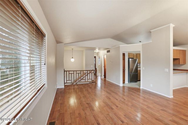 18660 Kings Point Circle, Eagle River, AK 99577