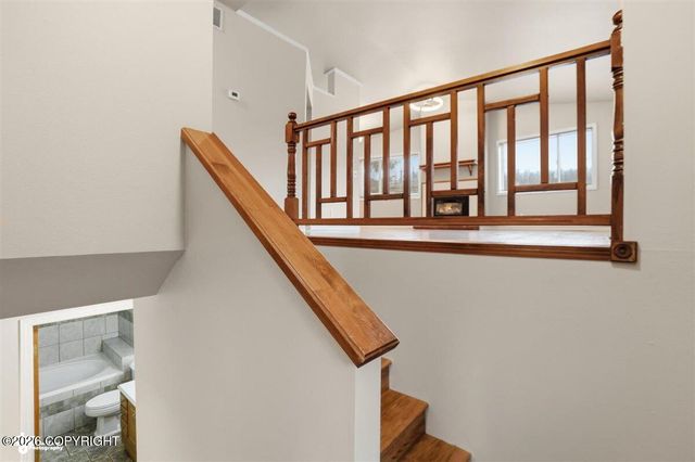 18660 Kings Point Circle, Eagle River, AK 99577